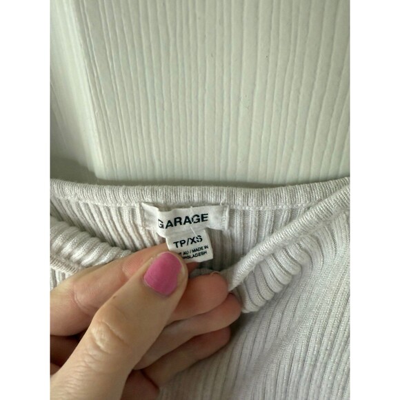 white tank - Picture 3 of 4